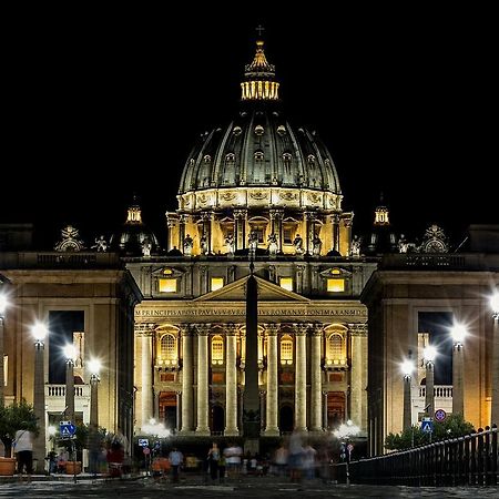 Le Finestre Di Luz B&B Rome Bagian luar foto